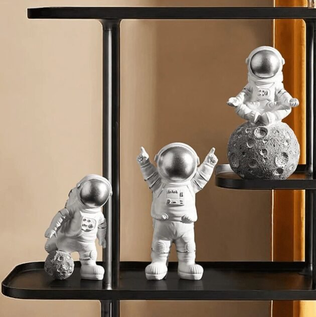 3 Astronautas para Decoração Kit com 3 Peças