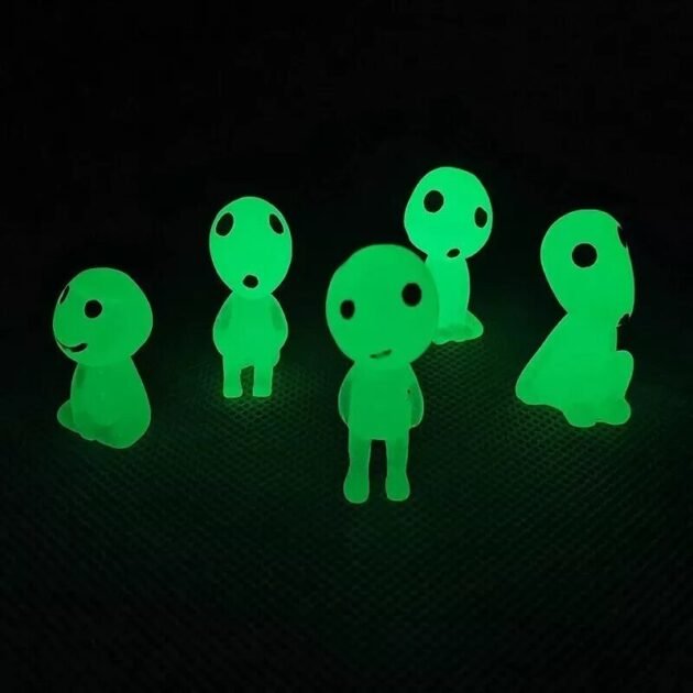 10 Elfos Kodama Miniaturas que Brilham no Escuro Para Decoração de Jardins, Plantas e Casas Luminosos e Fluorescentes